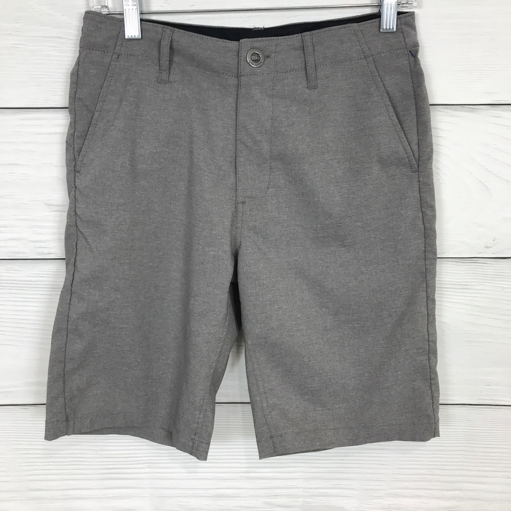 Women’s Volcoms grey shorts size 28